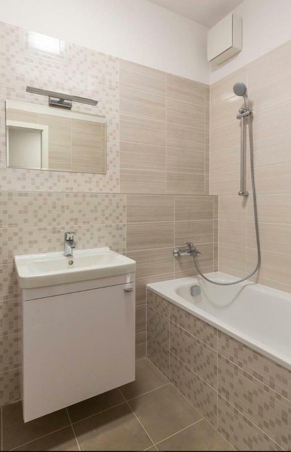 Greenbay Golf Apartments Trencin Exterior photo